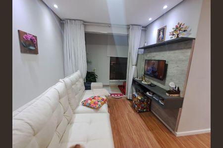 Sala de apartamento à venda com 2 quartos, 56m² em Continental, Osasco