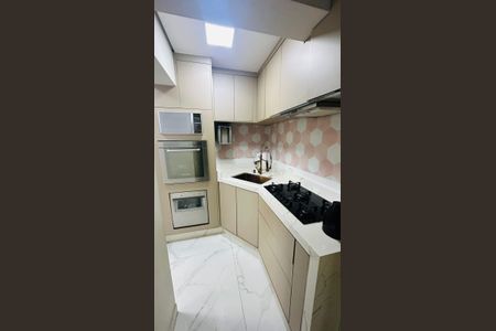 Apartamento à venda com 155m², 3 quartos e 2 vagas Apartamento à venda com 155m², 3 quartos e 2 vagasCozinha
