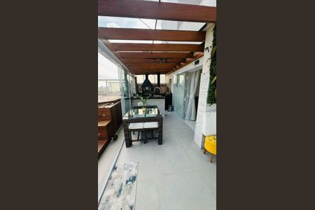 Apartamento à venda com 155m², 3 quartos e 2 vagas Apartamento à venda com 155m², 3 quartos e 2 vagasVaranda