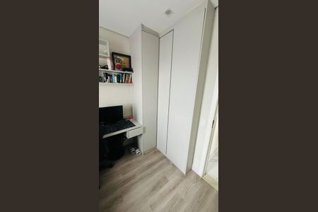 Apartamento à venda com 155m², 3 quartos e 2 vagas Apartamento à venda com 155m², 3 quartos e 2 vagasQuarto
