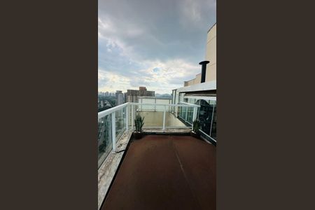 Apartamento à venda com 155m², 3 quartos e 2 vagas Apartamento à venda com 155m², 3 quartos e 2 vagasVaranda