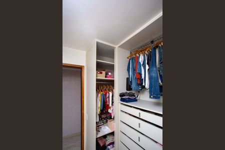Casa à venda com 215m², 3 quartos e 2 vagasCloset da suíte 2
