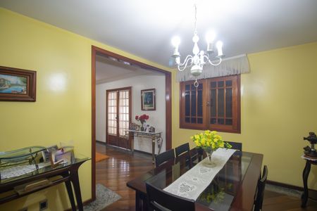 Casa para alugar com 511m², 4 quartos e 10 vagasSala