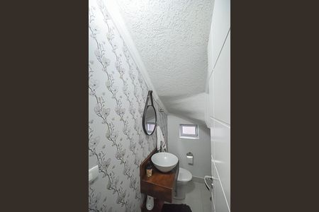 Casa à venda com 193m², 3 quartos e 2 vagas Casa à venda com 193m², 3 quartos e 2 vagasLavabo