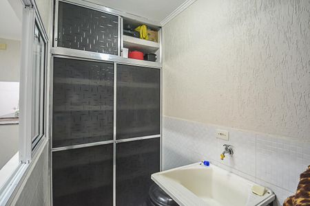 Casa à venda com 193m², 3 quartos e 2 vagas Casa à venda com 193m², 3 quartos e 2 vagasÁrea de Serviço