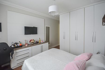 Casa à venda com 193m², 3 quartos e 2 vagas Casa à venda com 193m², 3 quartos e 2 vagasQuarto 2