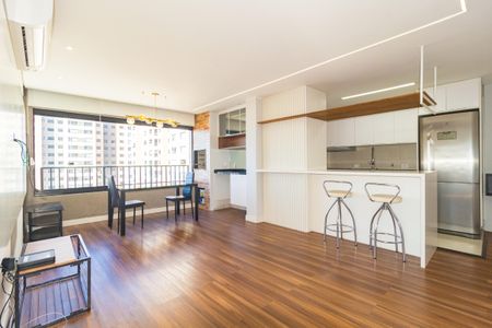 Apartamento à venda com 70m², 2 quartos e 1 vaga Apartamento à venda com 70m², 2 quartos e 1 vagaSala