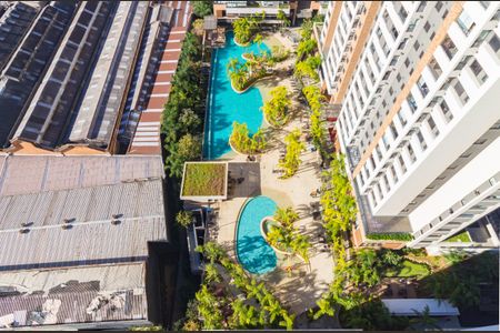 Apartamento à venda com 70m², 2 quartos e 1 vaga Apartamento à venda com 70m², 2 quartos e 1 vagaPiscina