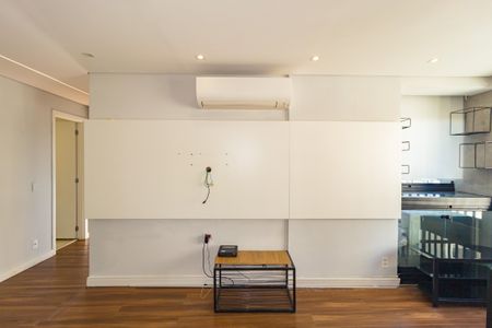 Apartamento à venda com 70m², 2 quartos e 1 vaga Apartamento à venda com 70m², 2 quartos e 1 vagaDetalhe - Sala