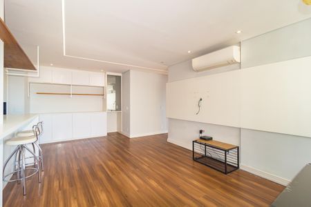 Apartamento à venda com 70m², 2 quartos e 1 vaga Apartamento à venda com 70m², 2 quartos e 1 vagaSala