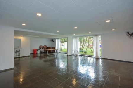 Apartamento à venda com 75m², 3 quartos e 1 vagaÁrea comum - Salão de festas
