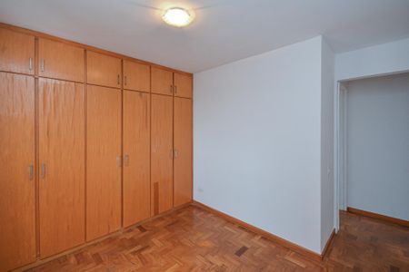 Apartamento à venda com 75m², 3 quartos e 1 vagaQuarto 2