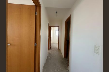 Apartamento à venda com 75m², 3 quartos e 1 vaga Apartamento à venda com 75m², 3 quartos e 1 vagaCorredor
