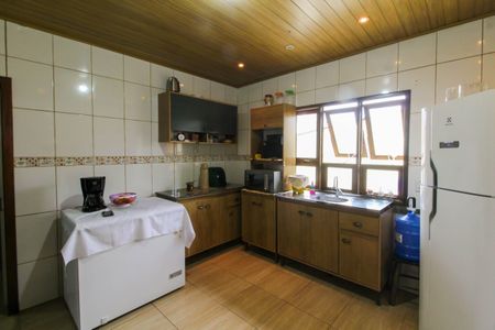 Casa para alugar com 800m², 4 quartos e 5 vagasCozinha