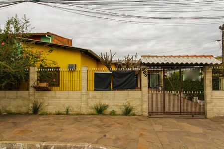 Casa para alugar com 800m², 4 quartos e 5 vagasFachada