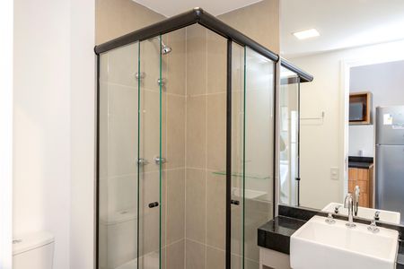Banheiro de kitnet/studio à venda com 1 quarto, 20m² em Santo Amaro, São Paulo