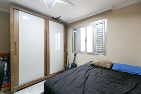 Casa à venda com 134m², 2 quartos e 2 vagas Casa à venda com 134m², 2 quartos e 2 vagasQuarto 1