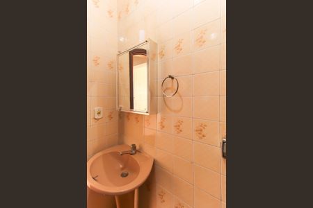 Casa à venda com 163m², 3 quartos e 2 vagasBanheiro Social 2