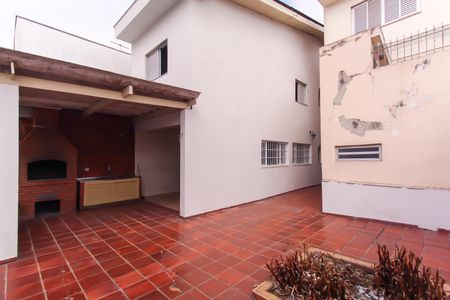 Casa à venda com 163m², 3 quartos e 2 vagasQuintal
