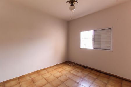 Casa à venda com 163m², 3 quartos e 2 vagasSuíte