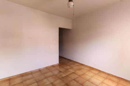 Casa à venda com 163m², 3 quartos e 2 vagasSuíte