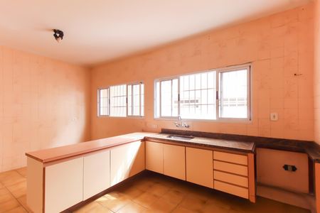 Casa à venda com 163m², 3 quartos e 2 vagasCozinha