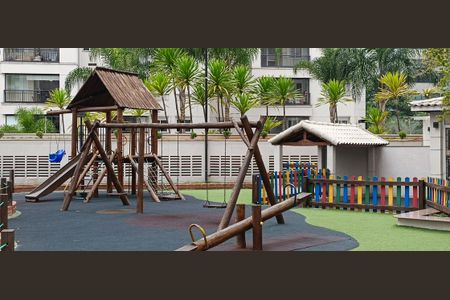 Apartamento à venda com 70m², 2 quartos e 1 vaga Apartamento à venda com 70m², 2 quartos e 1 vagaÁrea comum - Playground