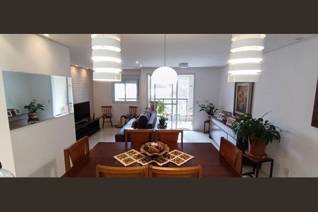 Apartamento à venda com 70m², 2 quartos e 1 vaga Apartamento à venda com 70m², 2 quartos e 1 vagaSala