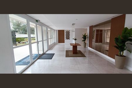 Apartamento à venda com 70m², 2 quartos e 1 vaga Apartamento à venda com 70m², 2 quartos e 1 vagaHall