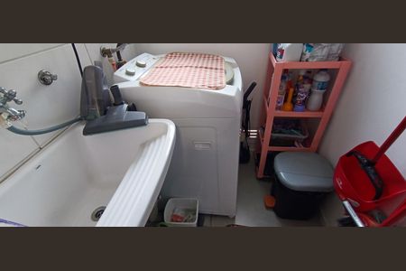 Apartamento à venda com 70m², 2 quartos e 1 vaga Apartamento à venda com 70m², 2 quartos e 1 vagaÁrea de Serviço