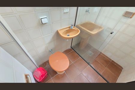 Apartamento para alugar com 60m², 2 quartos e sem vagaBanheiro