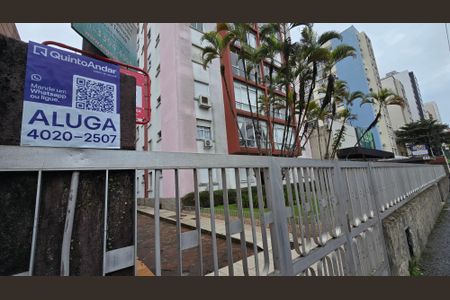 Apartamento para alugar com 60m², 2 quartos e sem vagaFachada ADESIVO INSTALADO