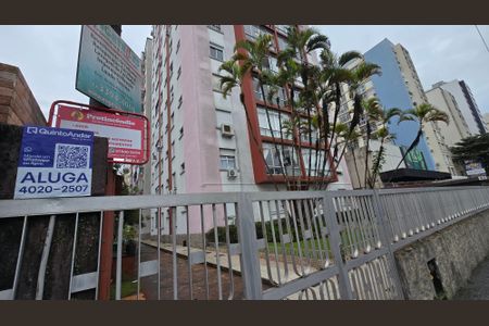 Apartamento para alugar com 60m², 2 quartos e sem vagaFachada