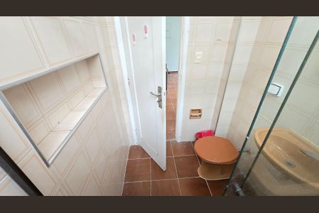 Apartamento para alugar com 60m², 2 quartos e sem vagaBanheiro