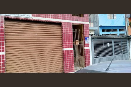 Casa para alugar com 70m², 2 quartos e sem vaga Casa para alugar com 70m², 2 quartos e sem vagaFachada + Placa