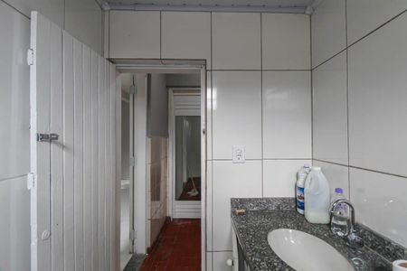 Casa para alugar com 70m², 2 quartos e sem vaga Casa para alugar com 70m², 2 quartos e sem vagaBanheiro