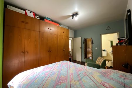 Apartamento à venda com 180m², 4 quartos e 2 vagas Apartamento à venda com 180m², 4 quartos e 2 vagasSuíte