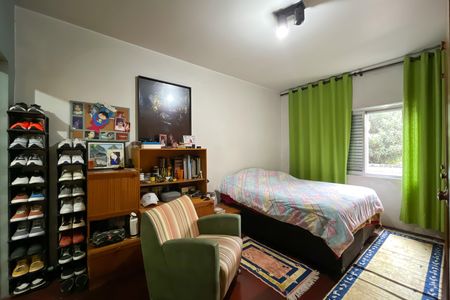 Apartamento à venda com 180m², 4 quartos e 2 vagas Apartamento à venda com 180m², 4 quartos e 2 vagasSuíte