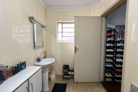 Apartamento à venda com 180m², 4 quartos e 2 vagas Apartamento à venda com 180m², 4 quartos e 2 vagasBanheiro da Suíte