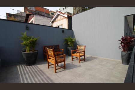 Área Externa de casa de condomínio para alugar com 1 quarto, 45m² em Vila Bela, São Paulo