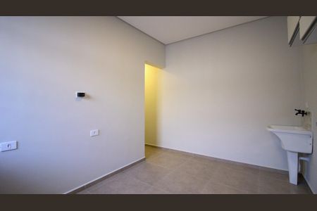 Casa de condomínio para alugar com 40m², 1 quarto e sem vagaÁrea de Serviço