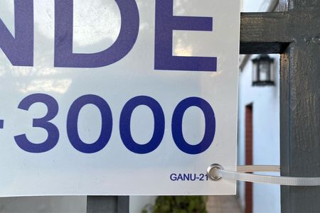 Apartamento à venda com 92m², 3 quartos e 1 vaga Apartamento à venda com 92m², 3 quartos e 1 vagaPlaca