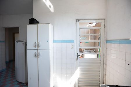 Casa à venda com 134m², 3 quartos e 2 vagas Casa à venda com 134m², 3 quartos e 2 vagasCozinha