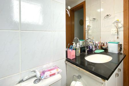 Apartamento à venda com 155m², 3 quartos e 2 vagasBanheiro da Suíte 1