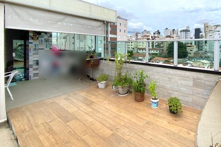 Apartamento à venda com 155m², 3 quartos e 2 vagasCobertura