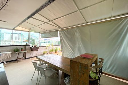 Apartamento à venda com 155m², 3 quartos e 2 vagasCobertura