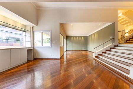 Casa de condomínio à venda com 754m², 4 quartos e 4 vagas Casa de condomínio à venda com 754m², 4 quartos e 4 vagasSala