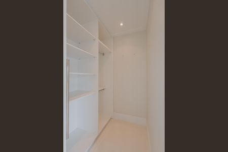 Apartamento à venda com 110m², 4 quartos e 5 vagasSuíte 2