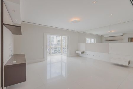 Apartamento à venda com 110m², 4 quartos e 5 vagasSuíte 3