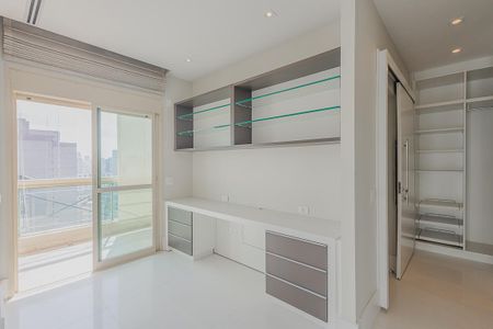 Apartamento à venda com 110m², 4 quartos e 5 vagasSuíte 3